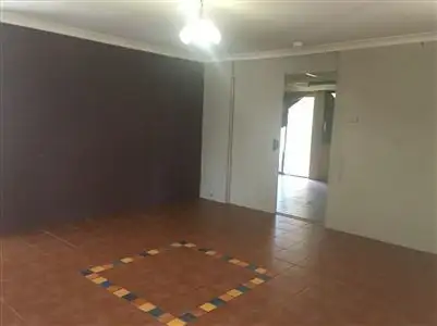 Second view of Homely house listing, 42 Fairway Court, Woodridge WA 6041