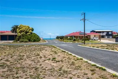 56 Castle Avenue, Goolwa Beach SA 5214