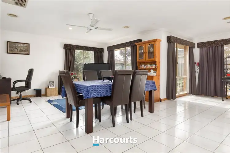 Fifth view of Homely house listing, 4 Chatsworth Court, Beaconsfield VIC 3807