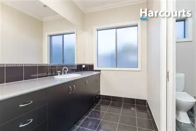 Sixth view of Homely house listing, 9 Waterville Vista, Cranbourne VIC 3977