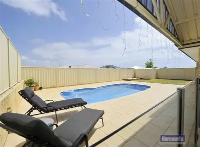 5 Prentice Way, Lakelands WA 6180