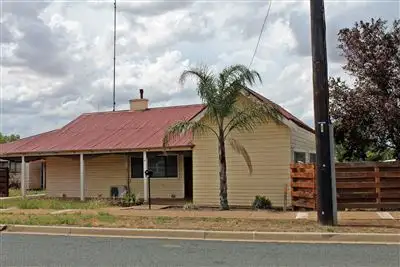41 Court Street, West Wyalong NSW 2671