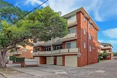 10/15 Cambridge Street
