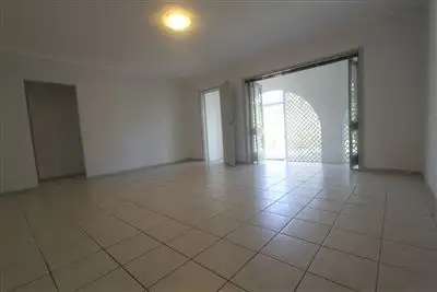 Fourth view of Homely unit listing, 2/14 Weemala Street, Chevron Island QLD 4217