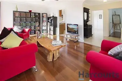 Second view of Homely townhouse listing, 2/7 Tindale Court, Attwood VIC 3049
