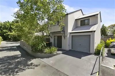 Main view of Homely unit listing, 15/21 Boongall Road, Camp Hill QLD 4152