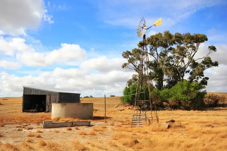 Sec 170 Yellowoorowie road