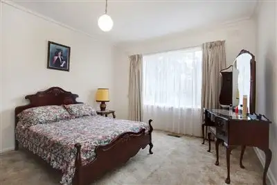 Sixth view of Homely house listing, 5 Kaybrook Court, Oakleigh South VIC 3167