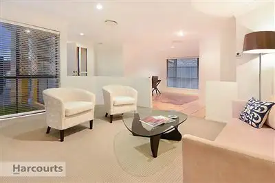32 Mindi Court, Cashmere QLD 4500
