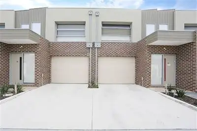 32/1-5 Thomas Carr Drive, Tarneit VIC 3029