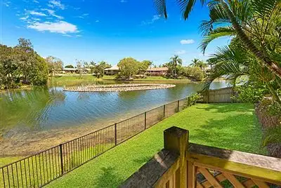 27 Peninsula Court, Mermaid Waters QLD 4218