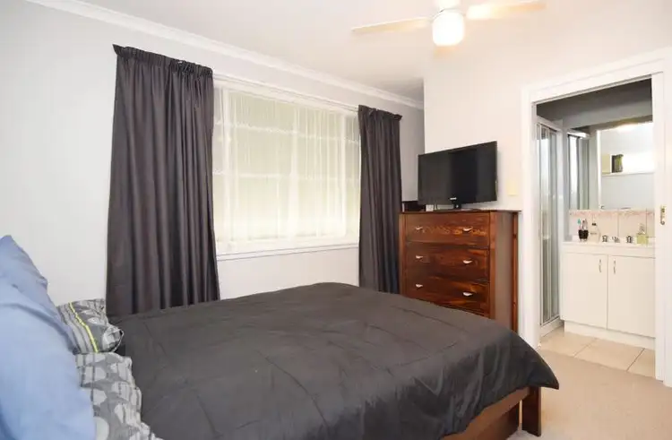 Fifth view of Homely house listing, 12 Irving Street, Wangaratta VIC 3677