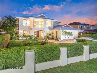 7 Heritage Court, Newport QLD 4020