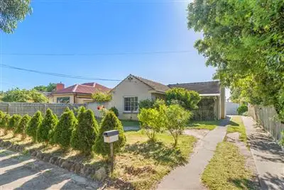 22 Rosslyn Avenue, Seaford VIC 3198