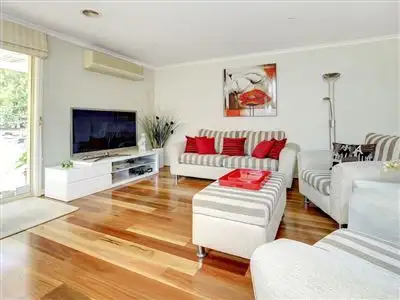 Second view of Homely house listing, 4 Caroline Court, Rosebud VIC 3939
