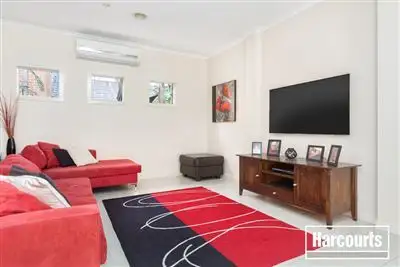 Sixth view of Homely house listing, 3 Cresta Court, Berwick VIC 3806