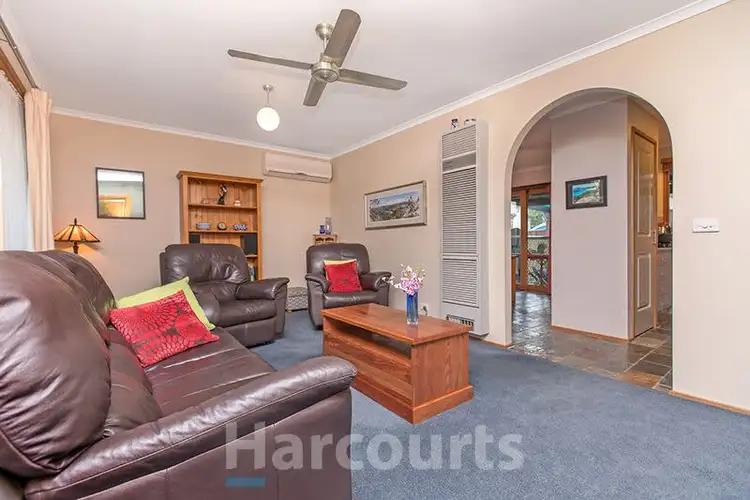 Fifth view of Homely house listing, 6 Owen Court, Pakenham VIC 3810