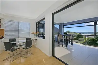 Fifth view of Homely house listing, 2 Akonna Street, Wynnum QLD 4178