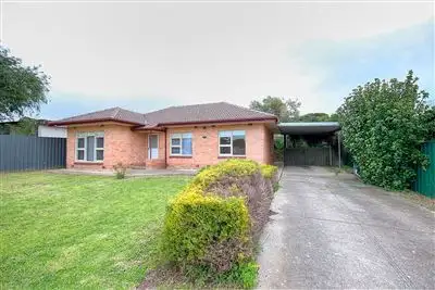 13 Lomond Crescent, Morphett Vale SA 5162