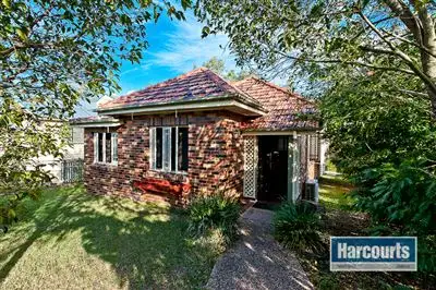 25 Dorrington Drive, Ashgrove QLD 4060