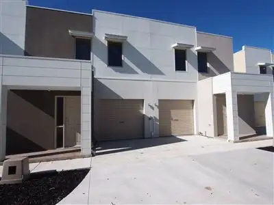 Second view of Homely townhouse listing, 3/19 Hereford Lane, Woodcroft SA 5162