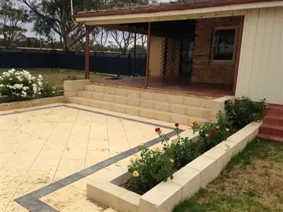 . Lemdale, Kellerberrin WA 6410