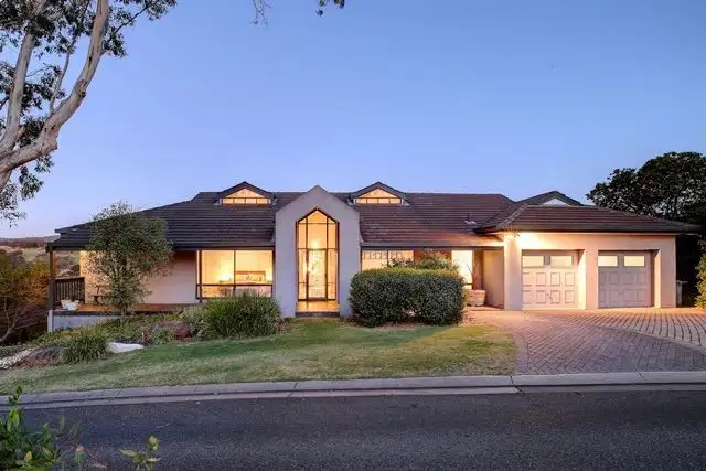 30 York Drive, Flagstaff Hill SA 5159