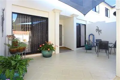 Second view of Homely unit listing, 41/2 Bronberg Court, Southport QLD 4215
