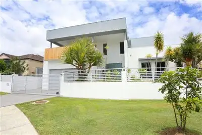 95 Bayswater Avenue, Varsity Lakes QLD 4227