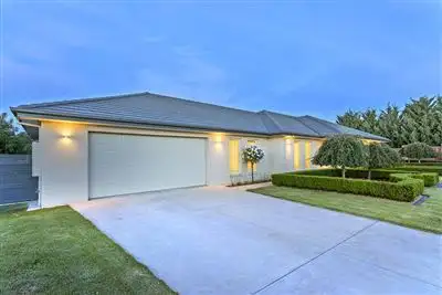 Second view of Homely house listing, 5 Orlando Avenue, Wangaratta VIC 3677