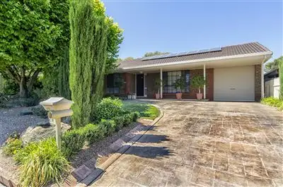6 Capilano Court, Morphett Vale SA 5162