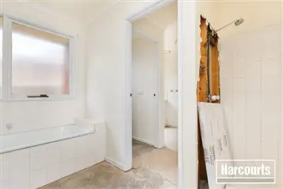 Seventh view of Homely house listing, 6 Ware Place, Berwick VIC 3806