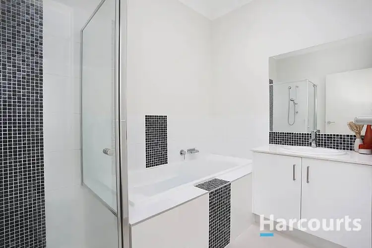 Sixth view of Homely townhouse listing, 11 Allumba Way, Wollert VIC 3750
