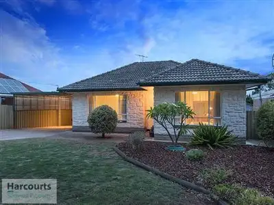 13 Valda Road, Para Hills SA 5096