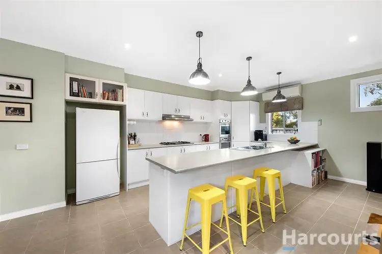 Second view of Homely house listing, 8 Saunders Crescent, Epping VIC 3076