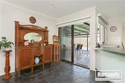 Sixth view of Homely house listing, 10 Pioneer Court, Berwick VIC 3806