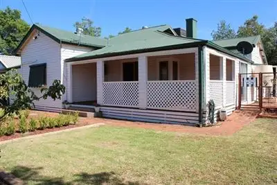 41 Becker Street, Cobar NSW 2835