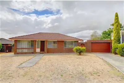 13 Windermere Way, Cardigan Village VIC