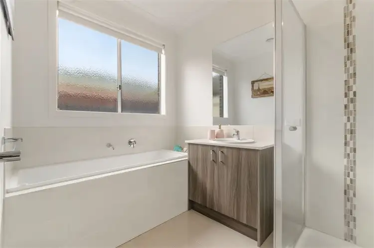 Fifth view of Homely unit listing, 105 Goldsworthy Road, Corio VIC 3214