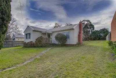19 Bowen Street, Ferntree Gully VIC 3156