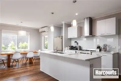 Fifth view of Homely house listing, 17 Wodalla Circuit, Sandhurst VIC 3977