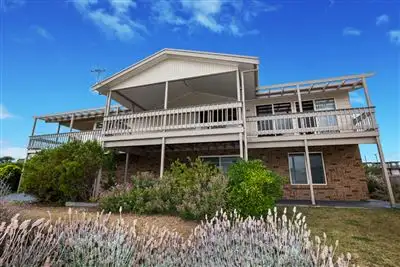 9 England Avenue, Port Elliot SA 5212