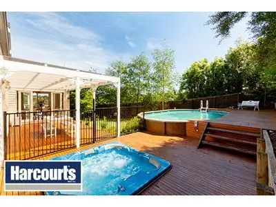 Seventh view of Homely house listing, 5 Gwinear Court, Warragul VIC 3820