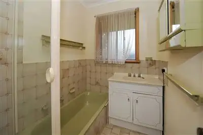 Fifth view of Homely house listing, 2 Spruce Avenue, Aberfoyle Park SA 5159