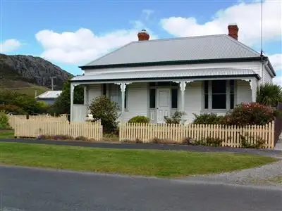 21 Hale Street, Stanley TAS 7331