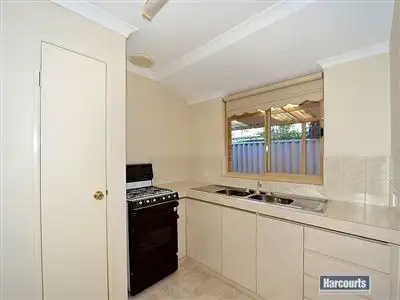 Sixth view of Homely unit listing, 8A Albermarle Close, Coodanup WA 6210