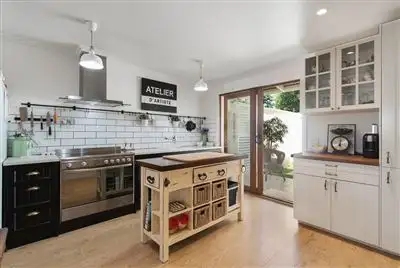 24/1034 Nepean Highway, Mornington VIC 3931