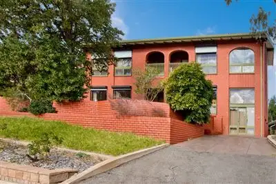 8 Kinnane Crescent, Pasadena SA 5042