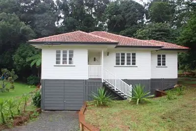 10 Mayon Court, Tamborine Mountain QLD 4272