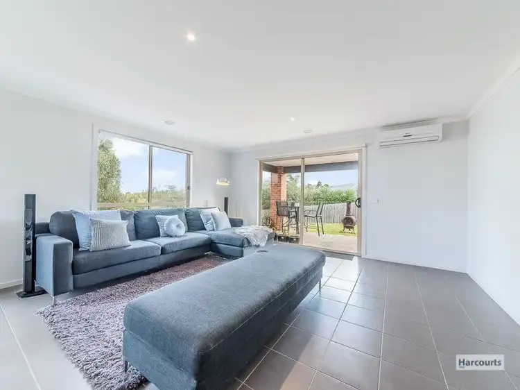 Fifth view of Homely house listing, 12 Kensington Square, Drouin VIC 3818